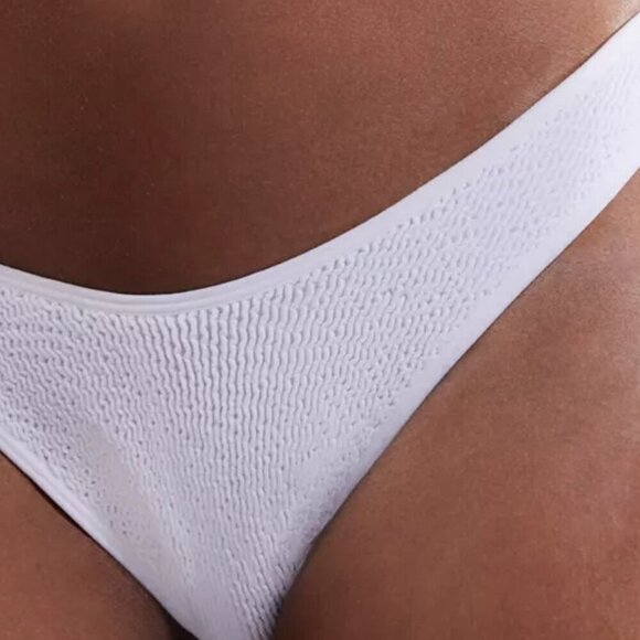 NWT UO Out From Under ‘80s Baby Cinched White Bikini Bottoms - Picture 3 of 5